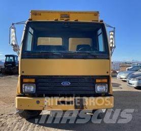 Ford CF7000 Otros camiones