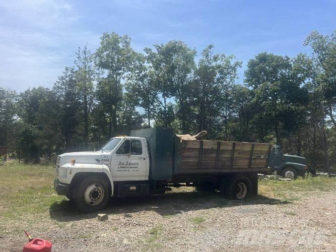 Ford F800 Camiones tractor