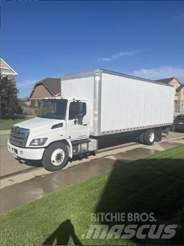 Hino 268A Camiones con caja de remolque