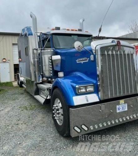 Kenworth W900L Otros