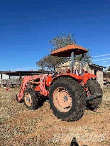 Kubota M7040 Tractores