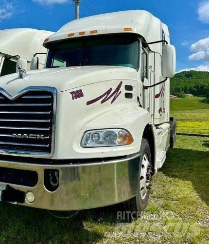 Mack Pinnacle Camiones tractor