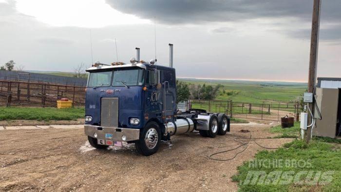 Peterbilt 352 Camiones tractor