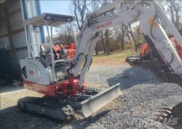 Takeuchi TB225 Excavadoras sobre orugas