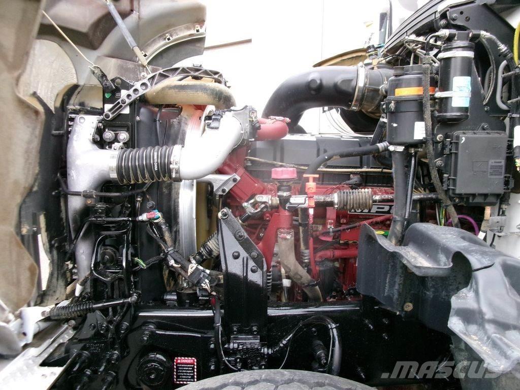 Mack GR64FR Bañeras basculantes usadas