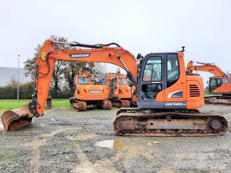 Doosan DX140LCR5 Excavadoras sobre orugas