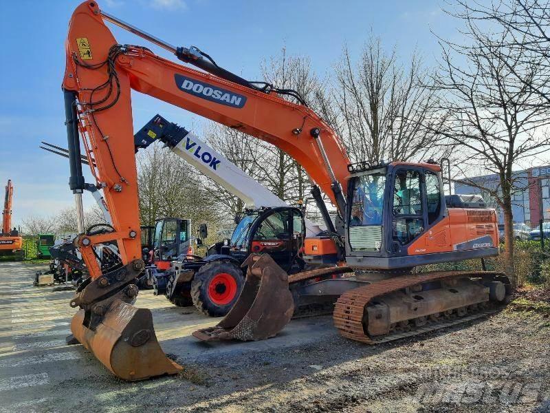 Doosan DX235LC5 Excavadoras sobre orugas