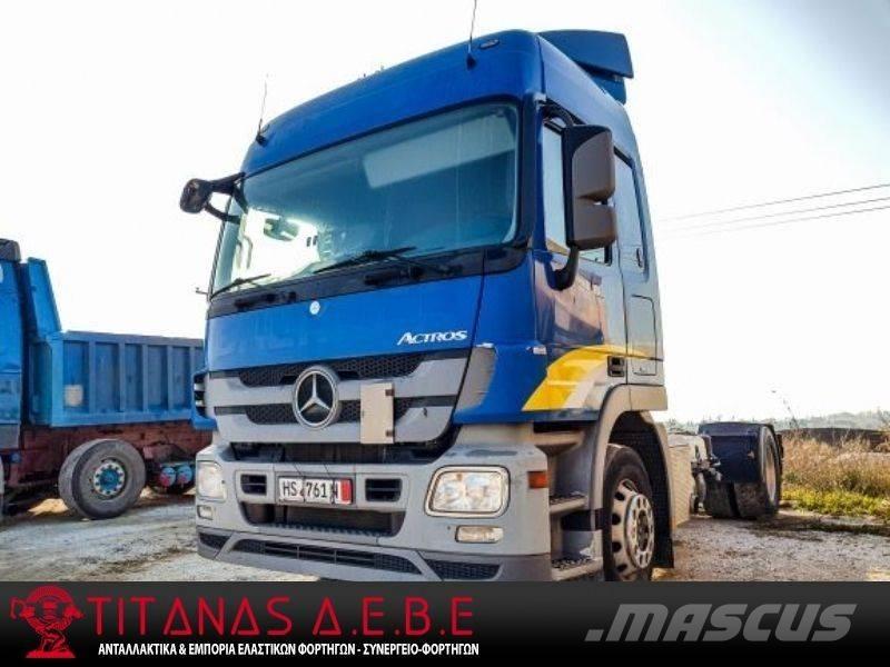 Mercedes-Benz 18.46 Camiones con chasís y cabina