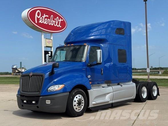 International LT Camiones tractor