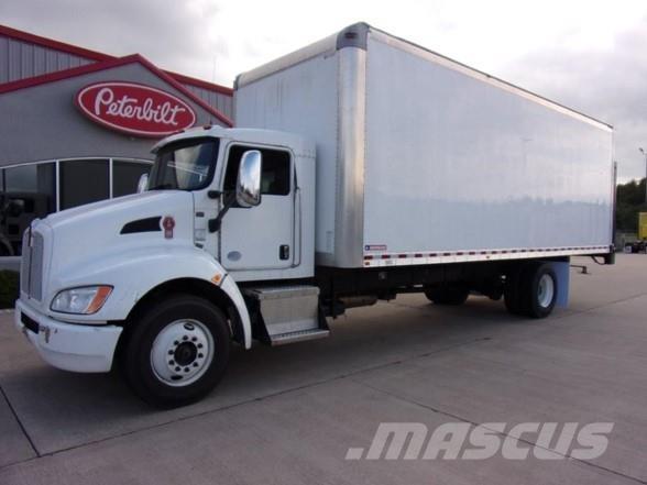 Kenworth T300 Camiones con caja de remolque