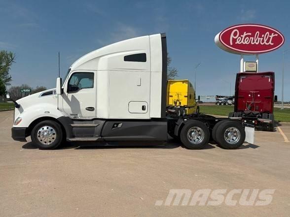 Kenworth T680 Camiones tractor