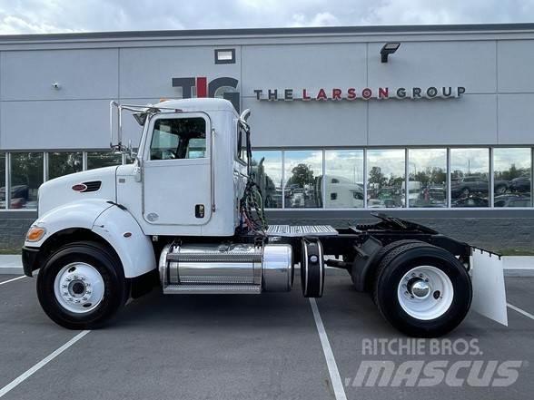 Peterbilt 337 Camiones tractor