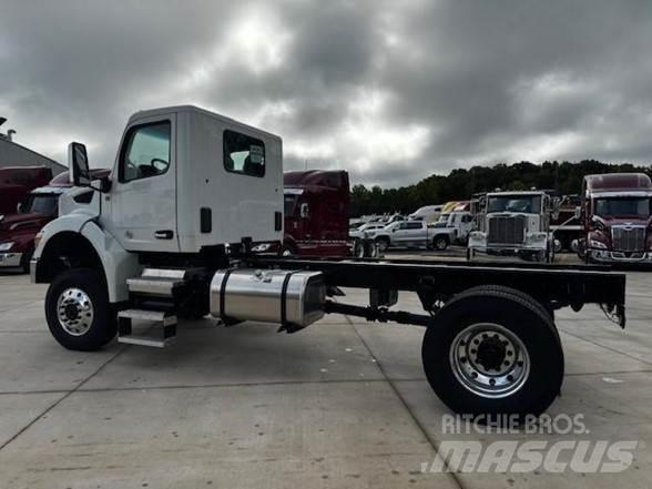 Peterbilt 548 Camiones con chasís y cabina