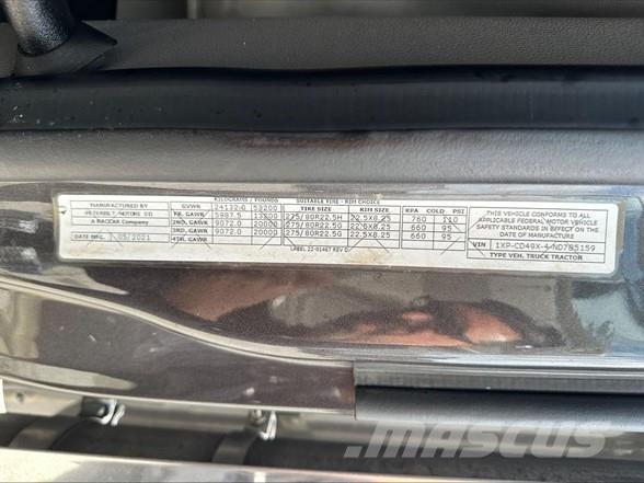 Peterbilt 567 Camiones tractor