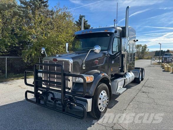 Peterbilt 567 Camiones tractor