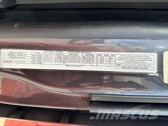 Peterbilt 567 Camiones tractor