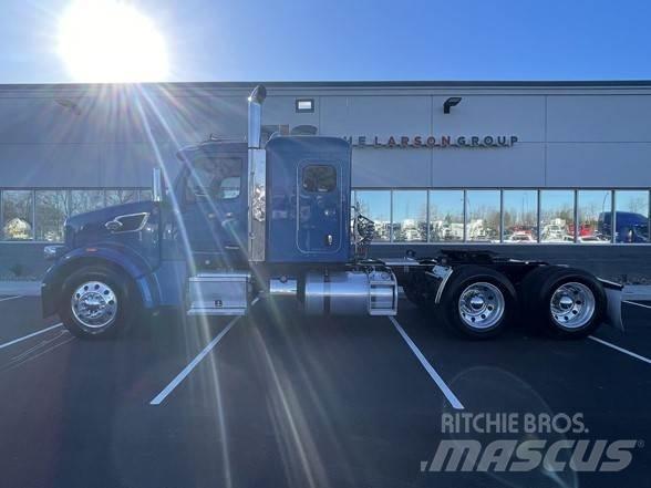 Peterbilt 567 Camiones tractor