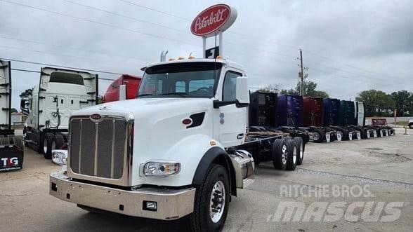 Peterbilt 567 Camiones con chasís y cabina