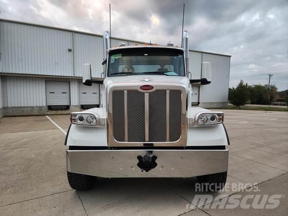 Peterbilt 567 Camiones con chasís y cabina