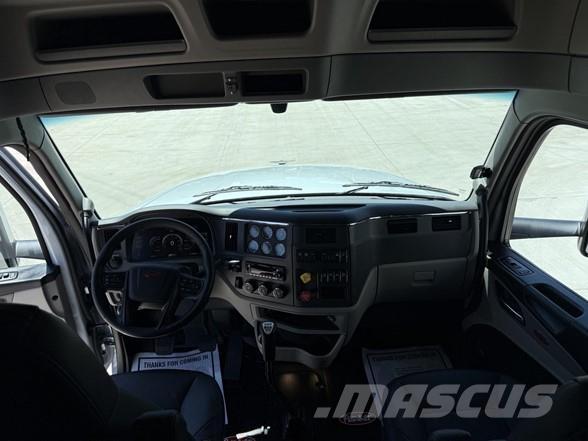 Peterbilt 567 Camiones tractor