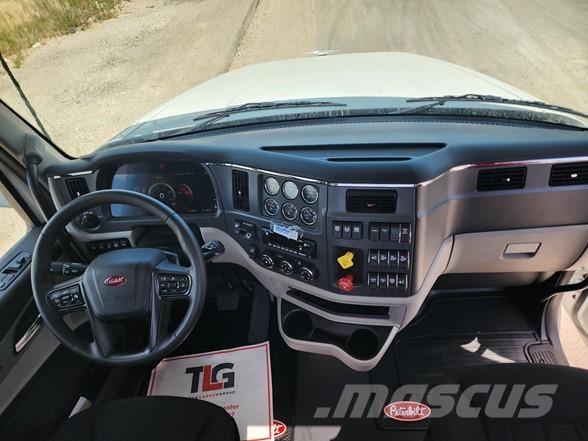 Peterbilt 567 Camiones tractor