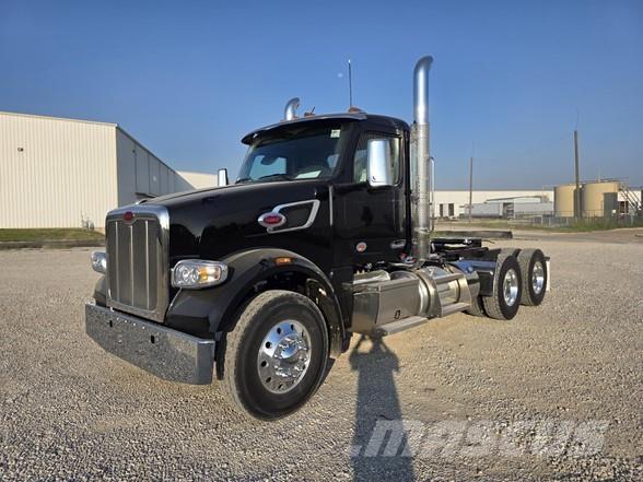 Peterbilt 567 Camiones tractor