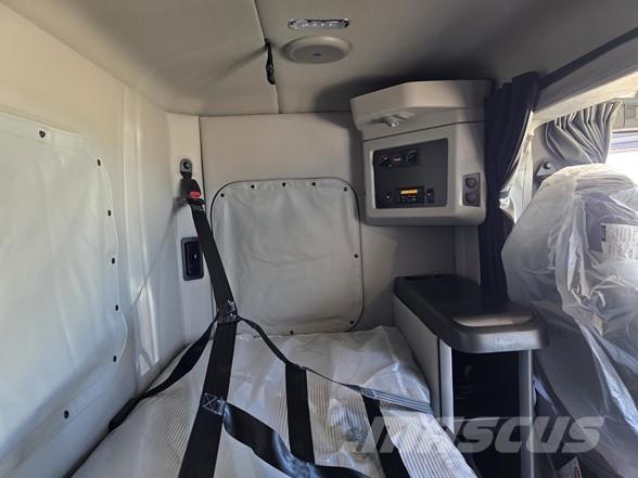 Peterbilt 567 Camiones tractor