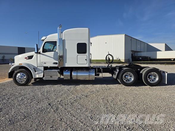 Peterbilt 567 Camiones tractor