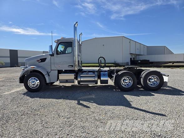 Peterbilt 567 Camiones tractor