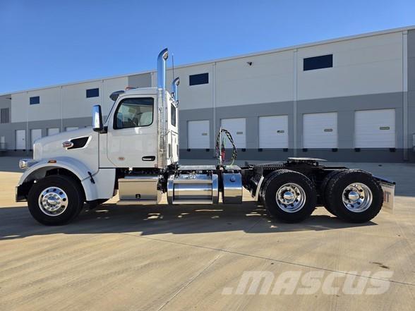 Peterbilt 567 Camiones tractor