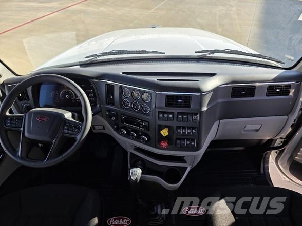 Peterbilt 567 Camiones tractor