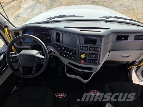 Peterbilt 567 Camiones tractor