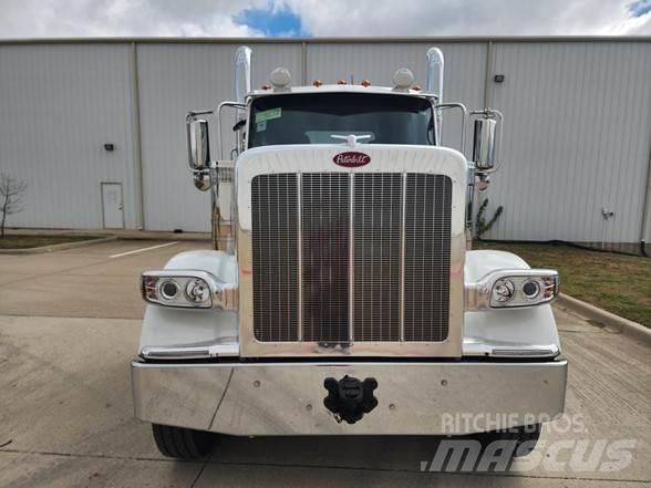 Peterbilt 589 Camiones tractor