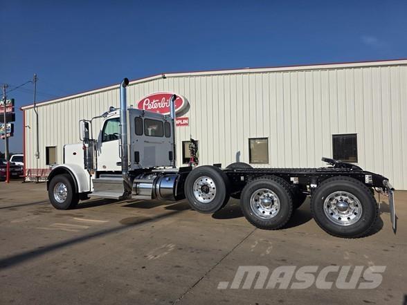 Peterbilt 589 Camiones tractor
