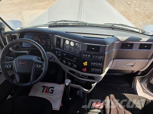 Peterbilt 589 Camiones tractor