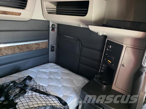 Peterbilt 589 Camiones tractor