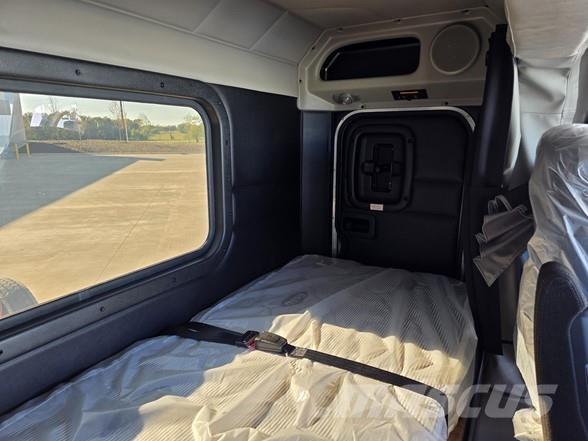 Peterbilt 589 Camiones tractor