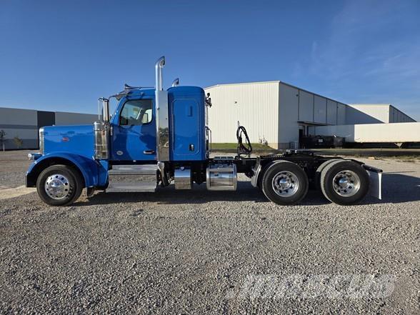 Peterbilt 589 Camiones tractor