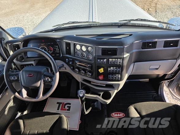 Peterbilt 589 Camiones tractor