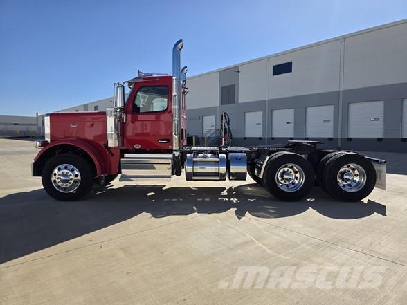 Peterbilt 589 Camiones tractor