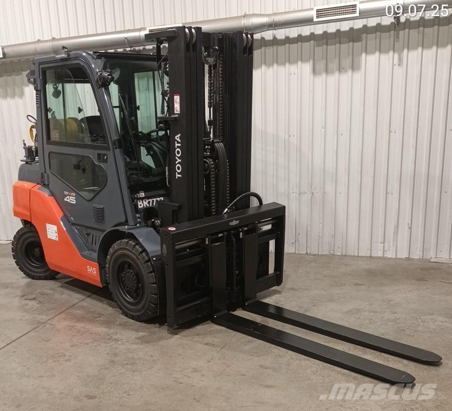 Toyota 8FG40F Camiones LPG