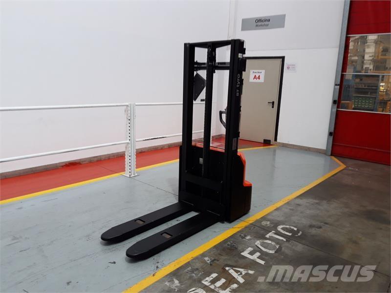 BT SHE100 Apiladores manuales