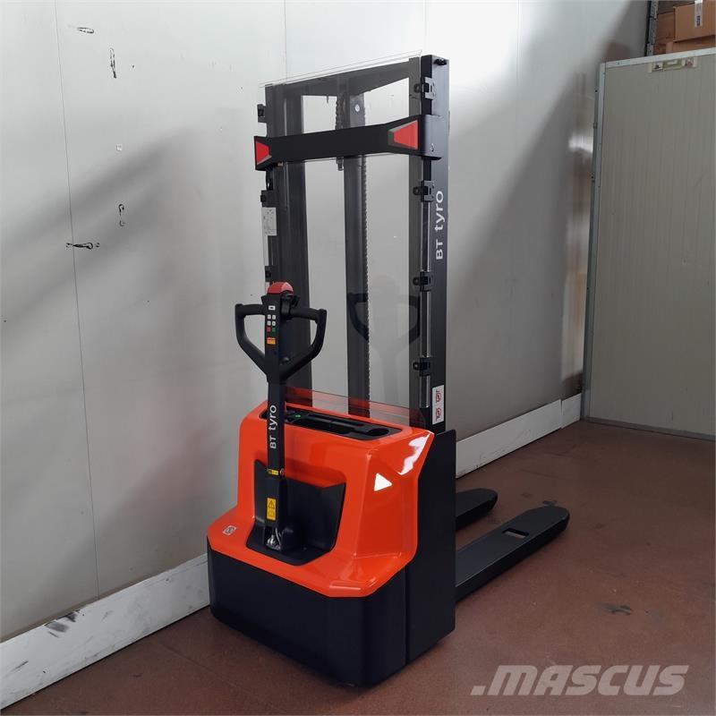 BT SHE100 Apiladores manuales