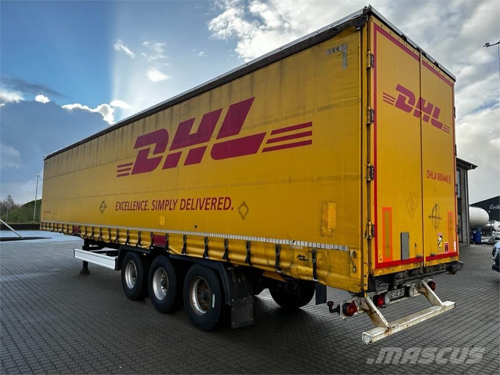 Kässbohrer , Semirremolques de caja de lona