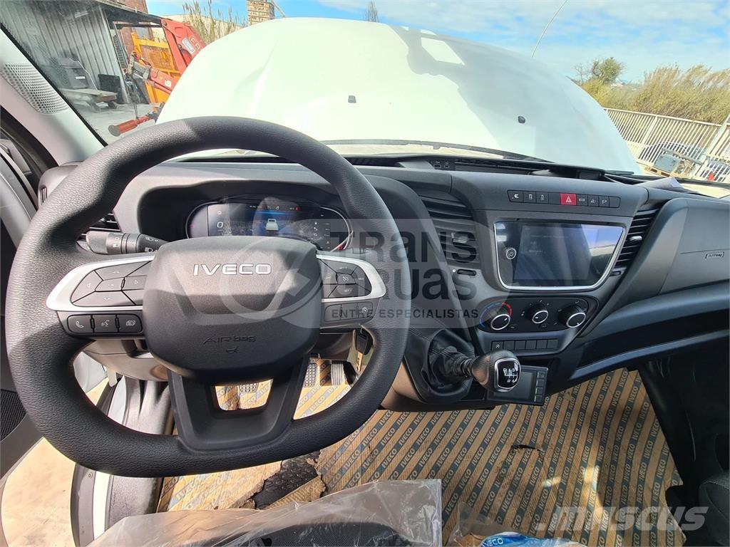 Cela DT Truck 28 FE Plataformas sobre camión