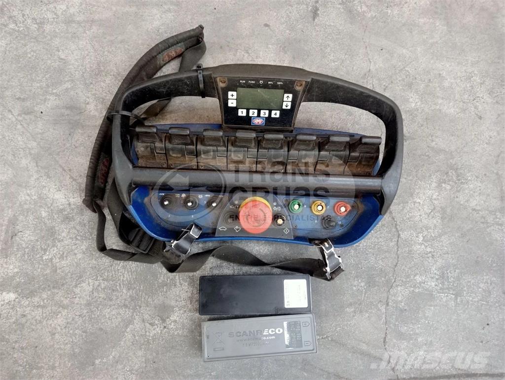 HMF 6020 Grúas cargadoras