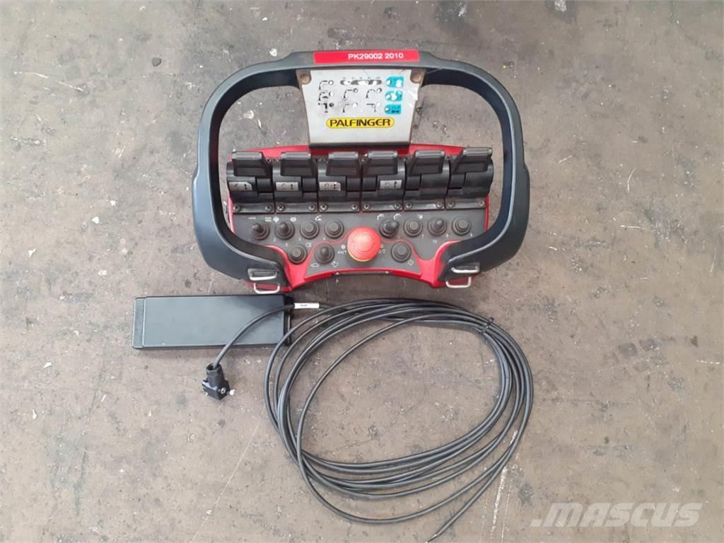 Palfinger PK 29002 Grúas cargadoras
