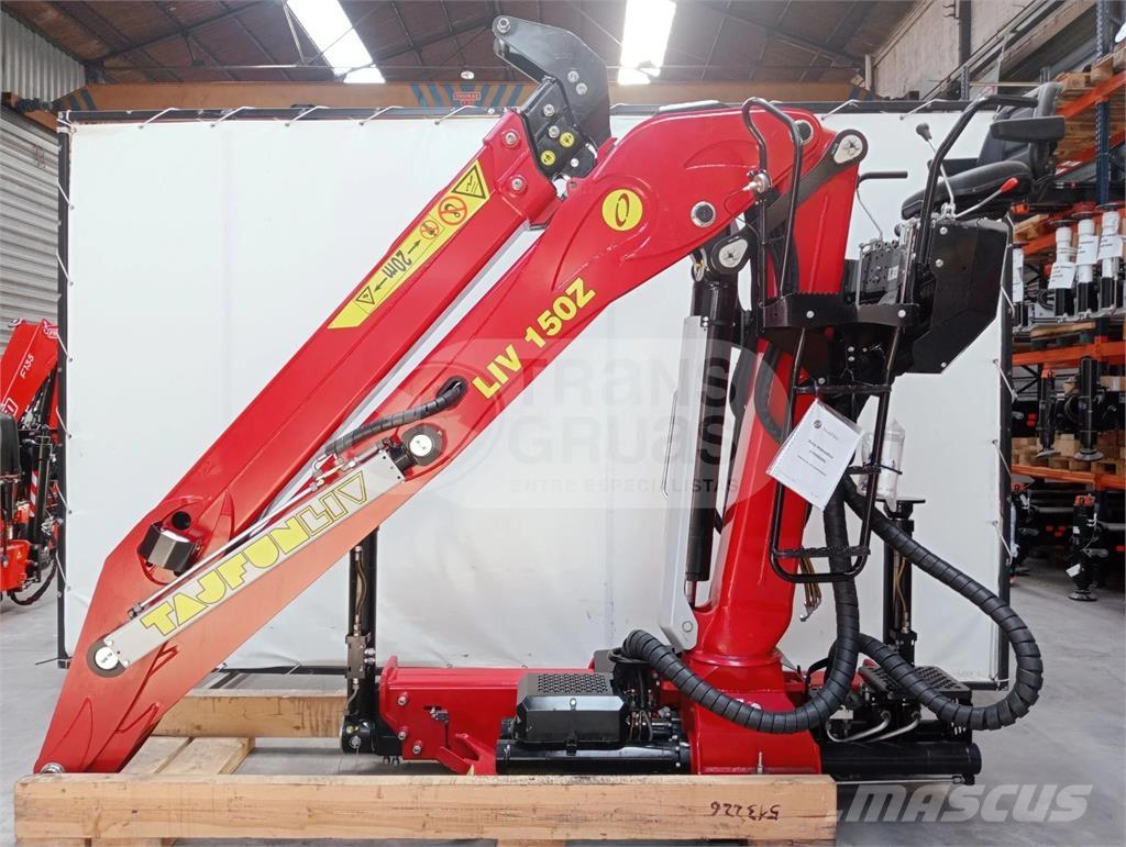 Tajfun Liv L150Z.96 Grúas y cargadoras