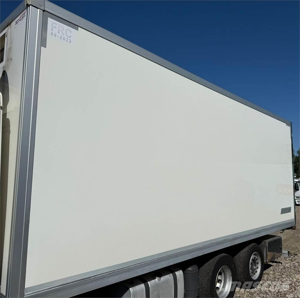 2525 Cajas de tráiler