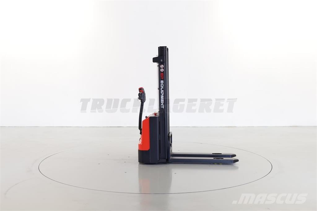 EP ES15-15ES Montacargas manual